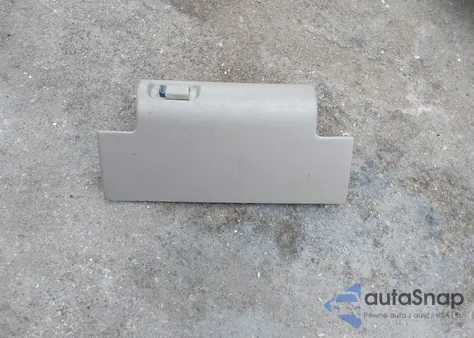 1998 Chevrolet Suburban 1500 from USA, damaged, VIN 1GNEC16RXWJ344129